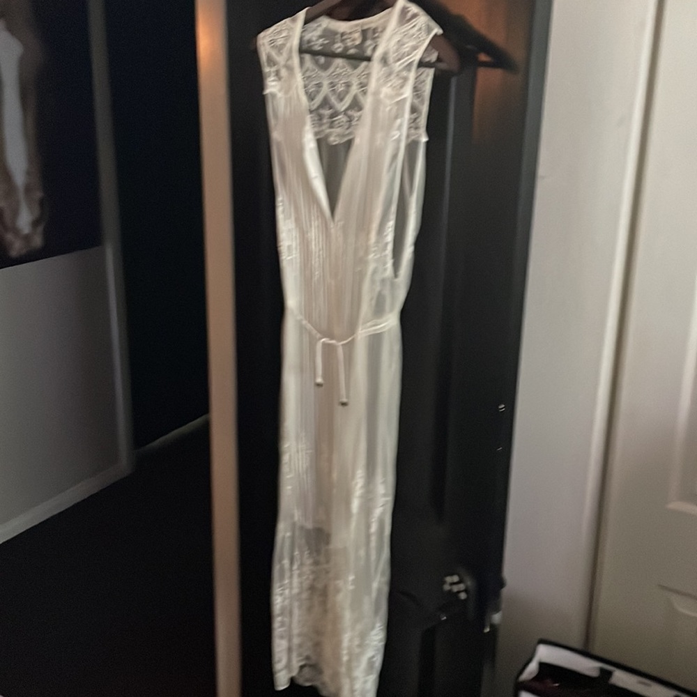 Spell and the Gypsy Ophelia Lace Duster - Picture 2 of 4